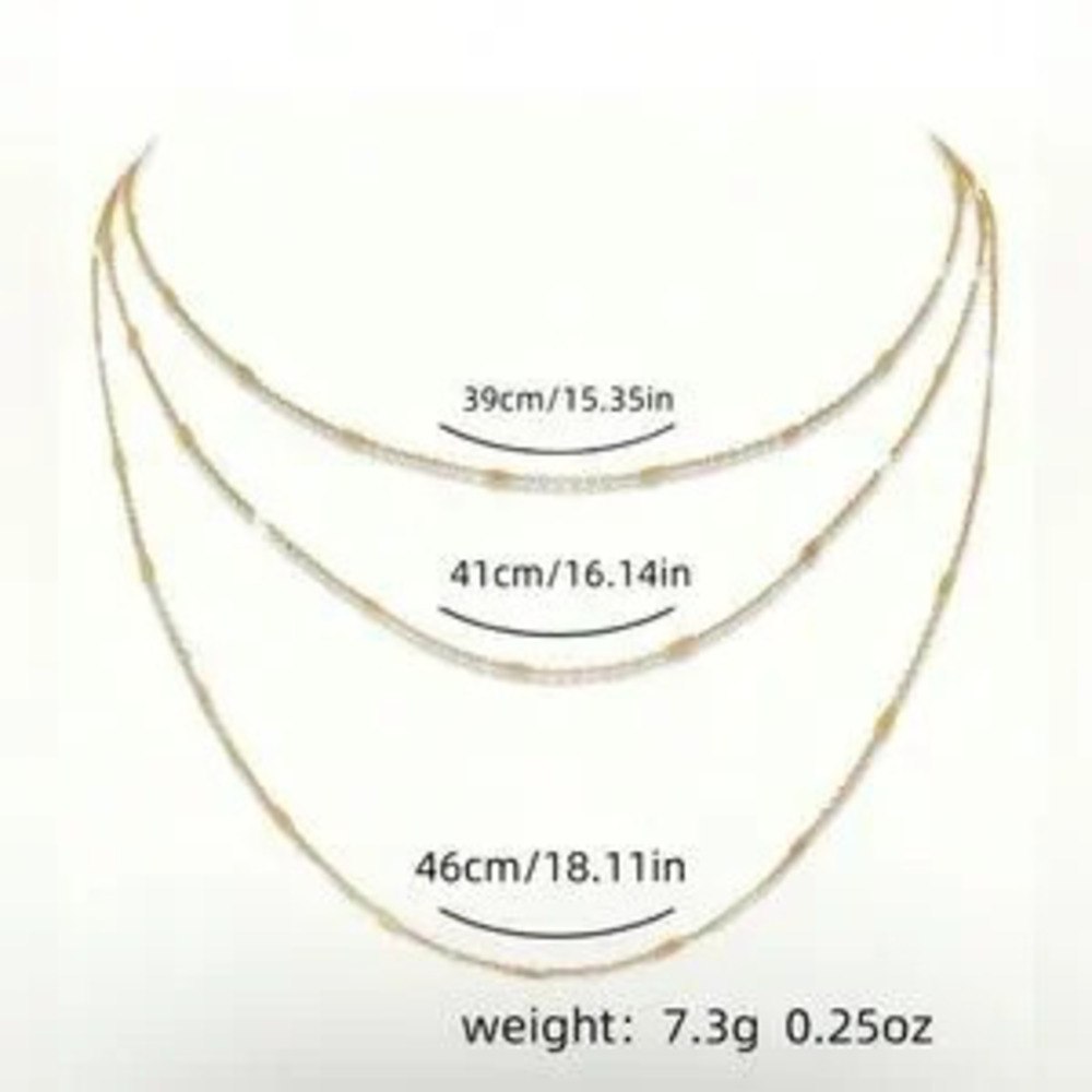 Gold 1pc Layered Chain Necklace - Picture 3 of 3
